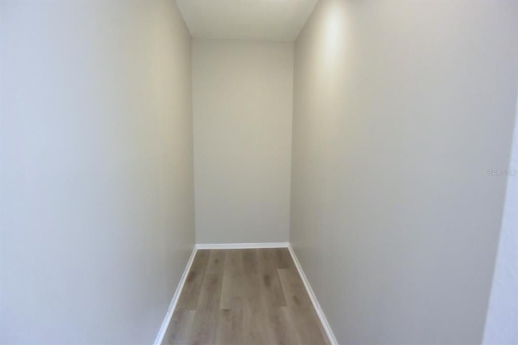 For Sale: $425,000 (3 beds, 2 baths, 1724 Square Feet)