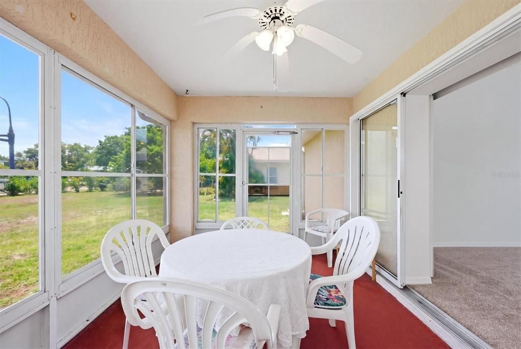 For Sale: $355,000 (3 beds, 2 baths, 1321 Square Feet)