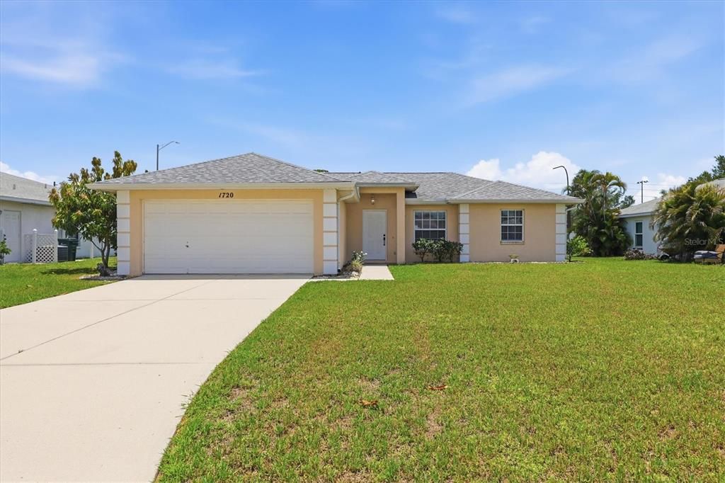 For Sale: $355,000 (3 beds, 2 baths, 1321 Square Feet)