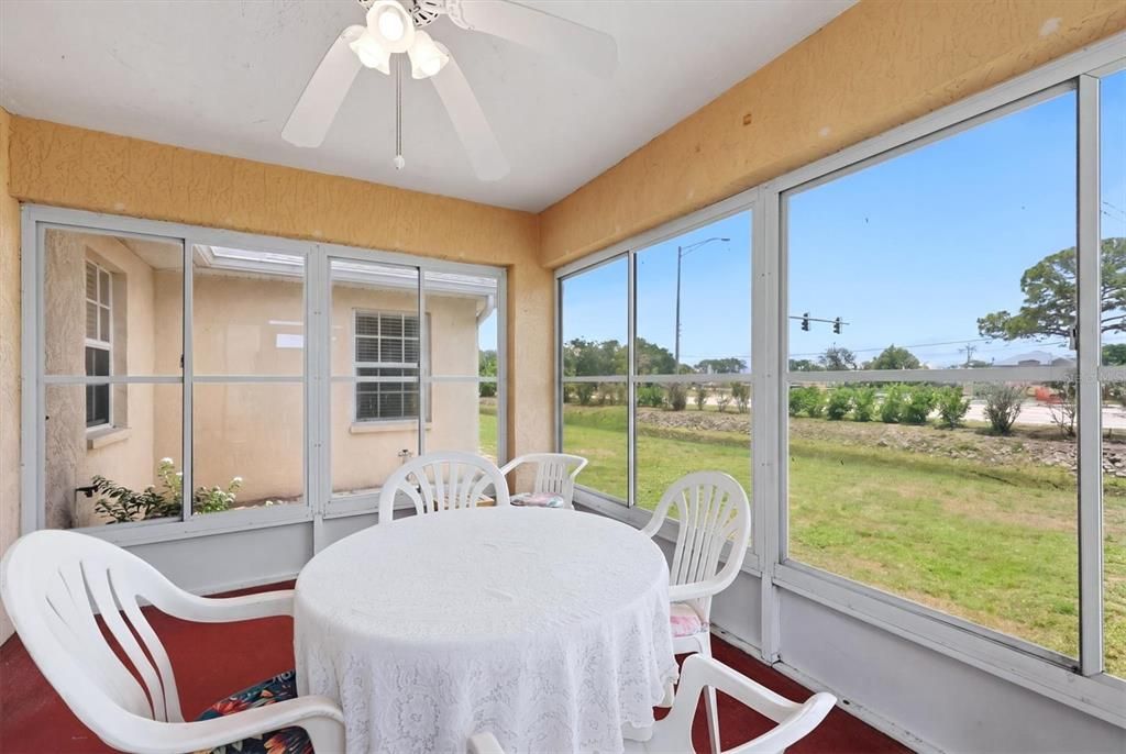 For Sale: $355,000 (3 beds, 2 baths, 1321 Square Feet)