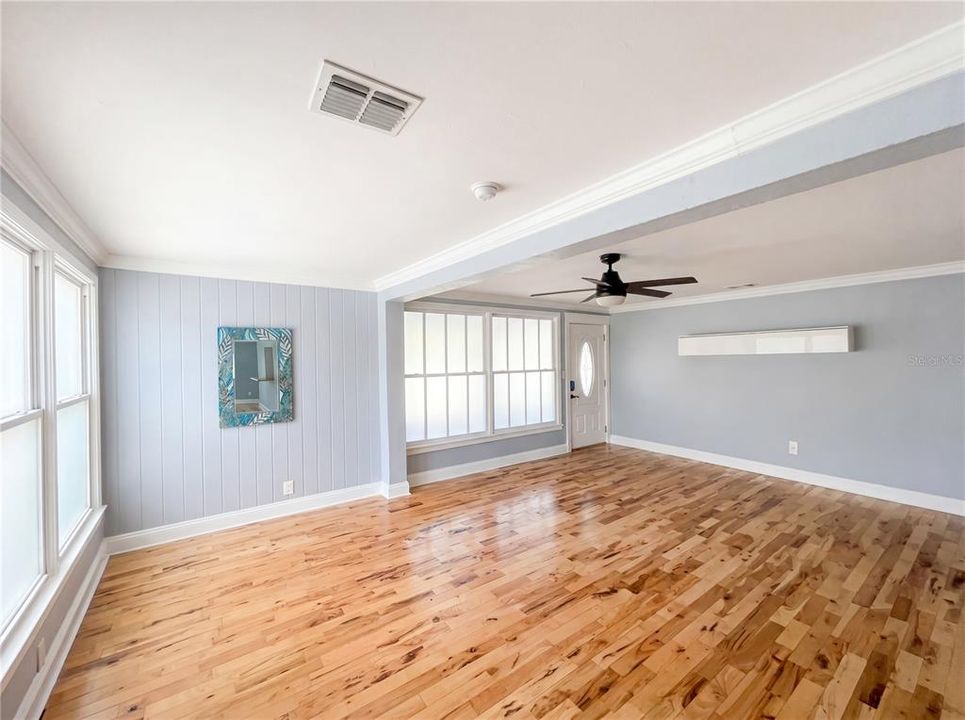 En Venta: $368,000 (3 camas, 2 baños, 1528 Pies cuadrados)