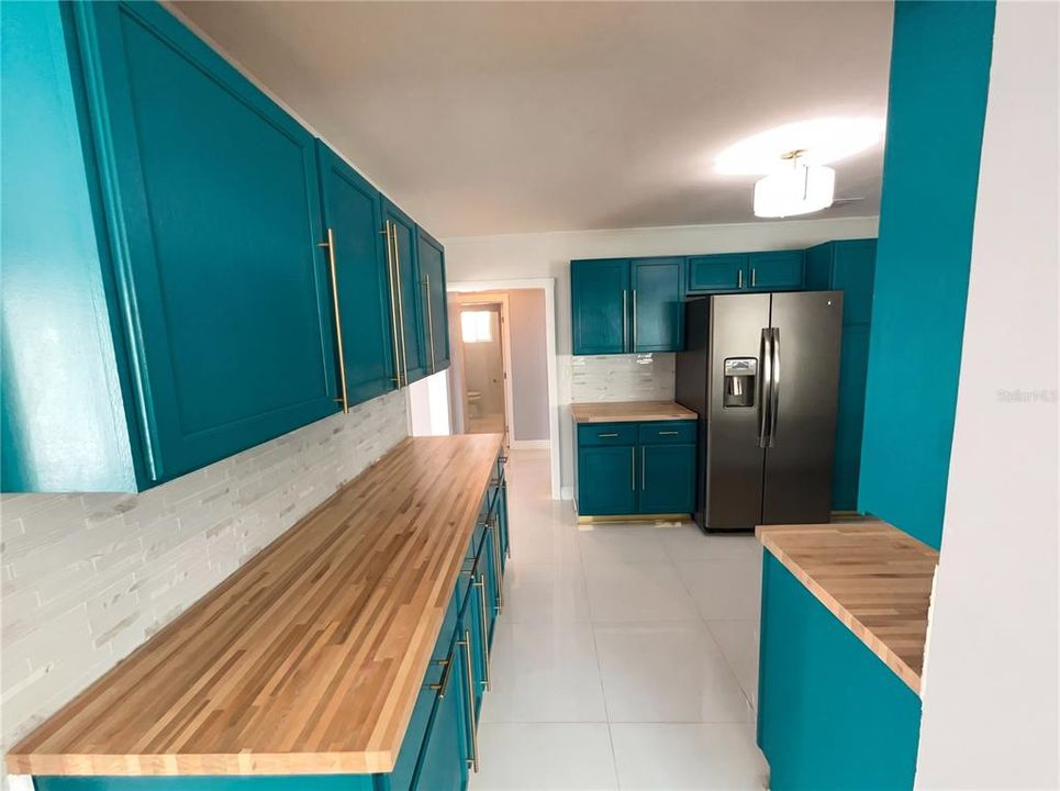En Venta: $368,000 (3 camas, 2 baños, 1528 Pies cuadrados)