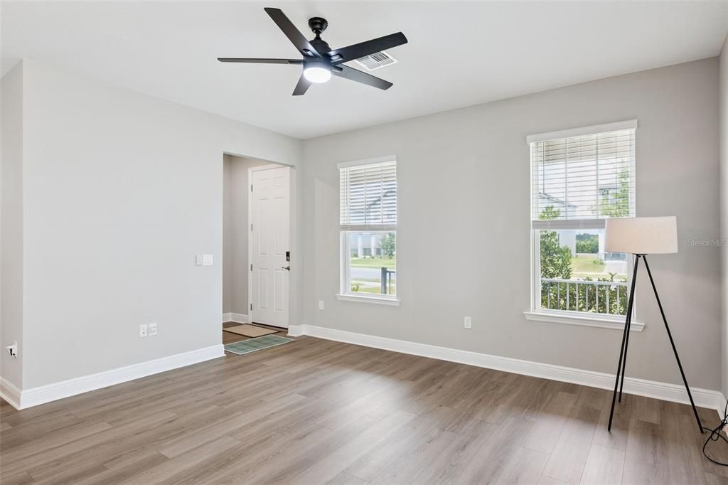 For Sale: $499,000 (3 beds, 2 baths, 1788 Square Feet)