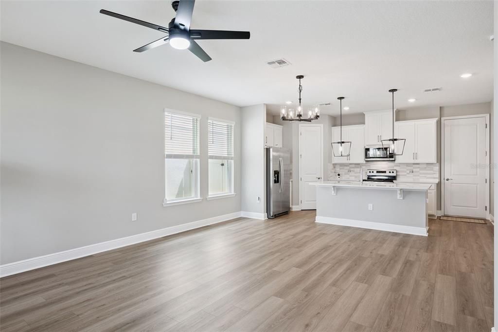 For Sale: $499,000 (3 beds, 2 baths, 1788 Square Feet)