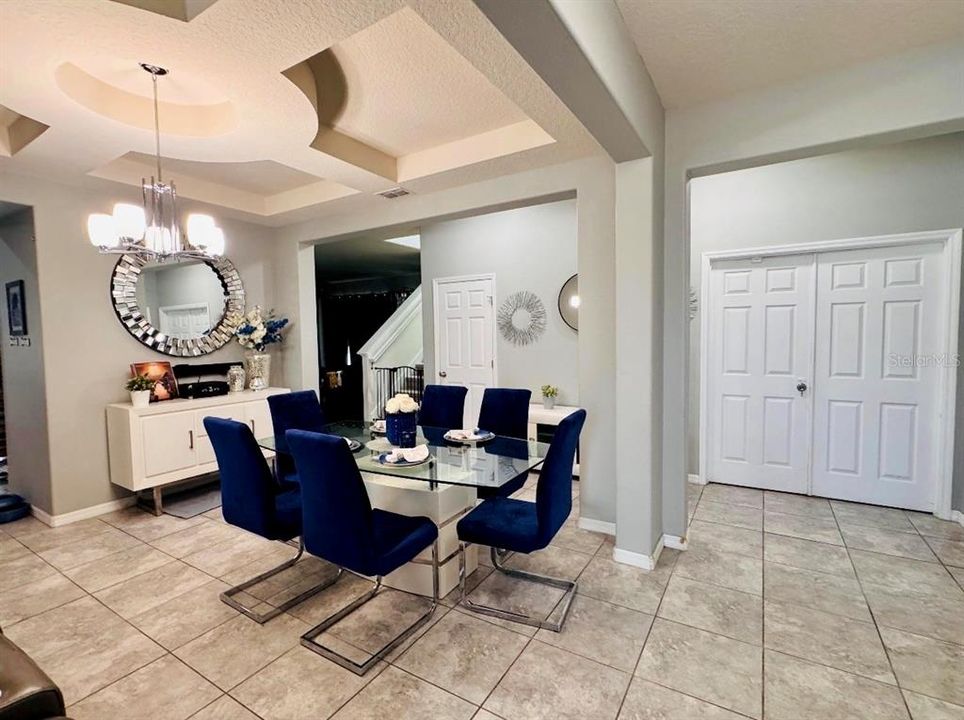 For Sale: $685,000 (5 beds, 4 baths, 3221 Square Feet)