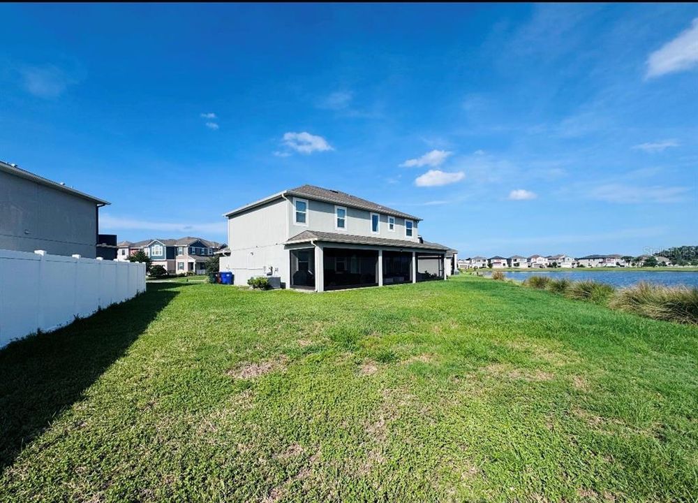 For Sale: $685,000 (5 beds, 4 baths, 3221 Square Feet)
