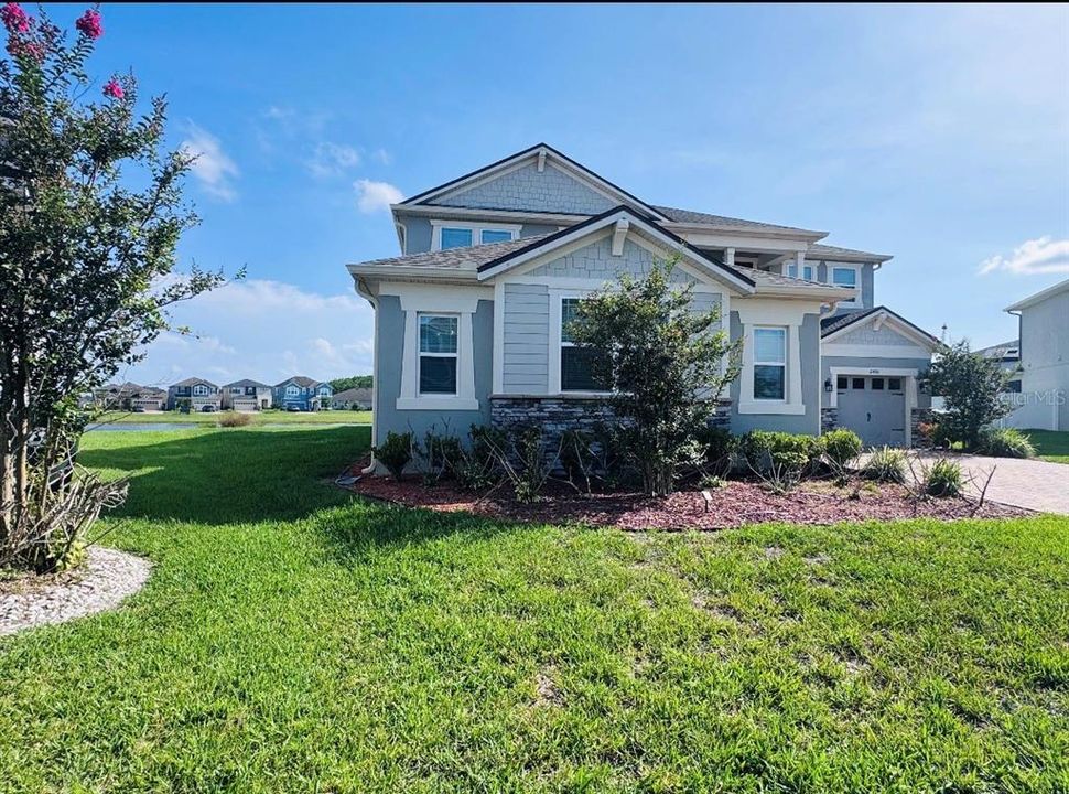 For Sale: $685,000 (5 beds, 4 baths, 3221 Square Feet)