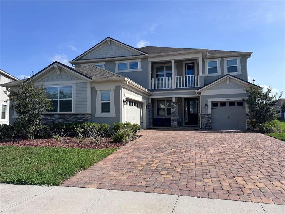 For Sale: $685,000 (5 beds, 4 baths, 3221 Square Feet)