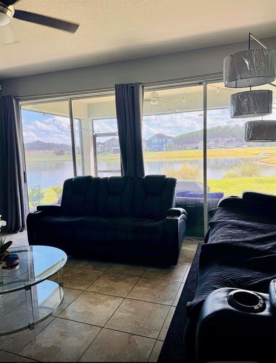 For Sale: $685,000 (5 beds, 4 baths, 3221 Square Feet)
