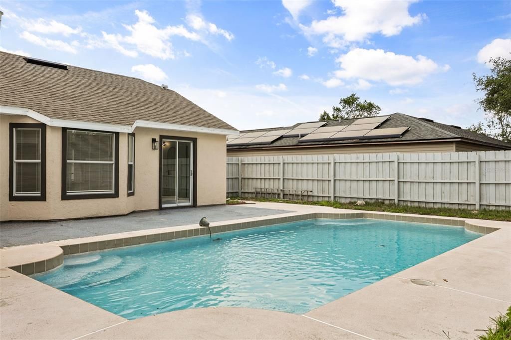 For Sale: $355,900 (3 beds, 2 baths, 1758 Square Feet)