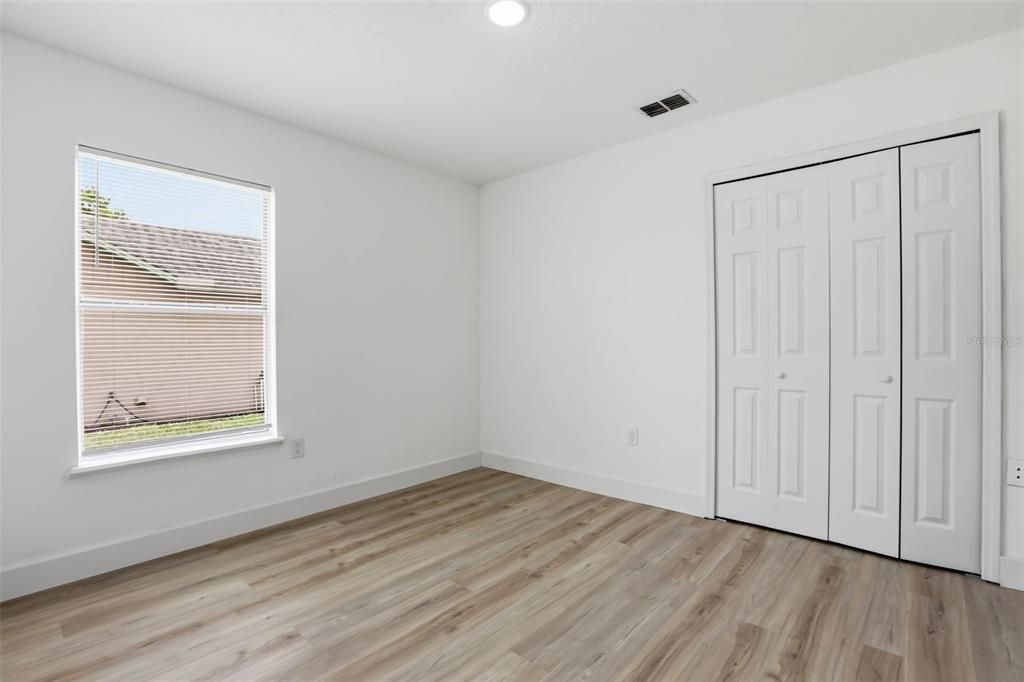 For Sale: $355,900 (3 beds, 2 baths, 1758 Square Feet)