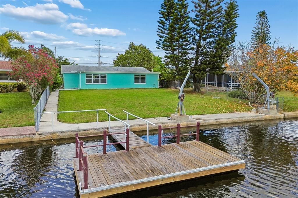 For Sale: $475,000 (3 beds, 2 baths, 1233 Square Feet)