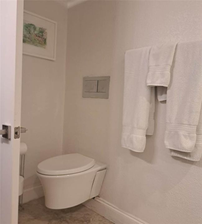 В аренду: $2,150 (1 спален, 1 ванн, 700 Квадратных фут)