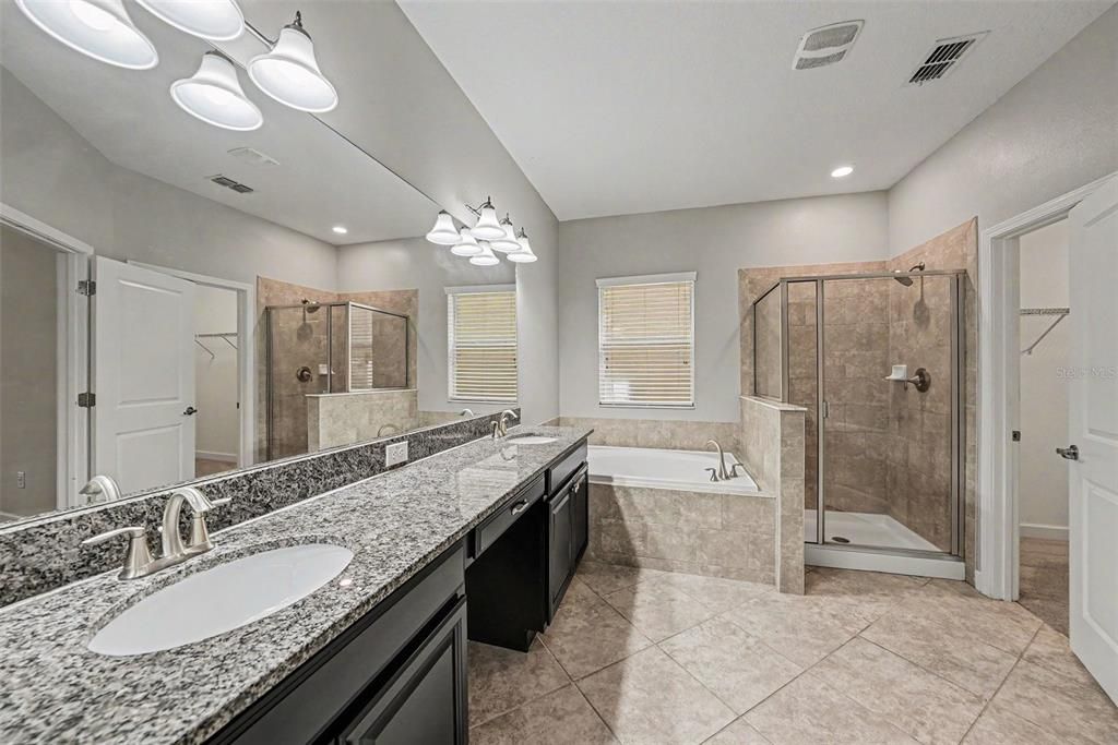 For Sale: $464,900 (4 beds, 2 baths, 3483 Square Feet)