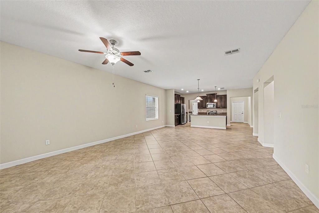 For Sale: $464,900 (4 beds, 2 baths, 3483 Square Feet)