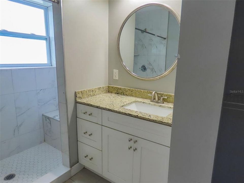 На продажу: $459,900 (4 спален, 2 ванн, 1480 Квадратных фут)