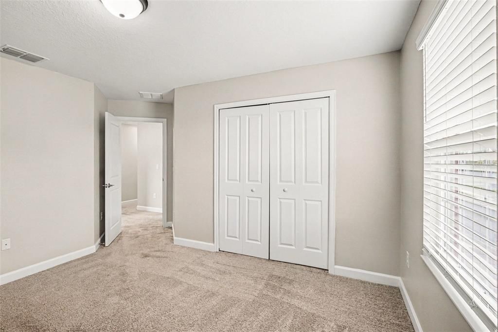 For Sale: $409,900 (4 beds, 2 baths, 2640 Square Feet)