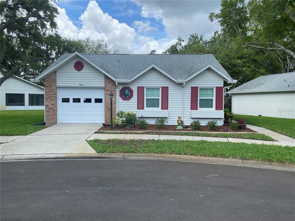 For Sale: $225,000 (2 beds, 2 baths, 1105 Square Feet)