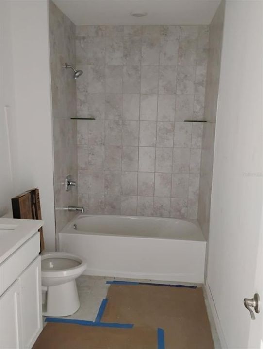 На продажу: $275,000 (4 спален, 2 ванн, 1691 Квадратных фут)