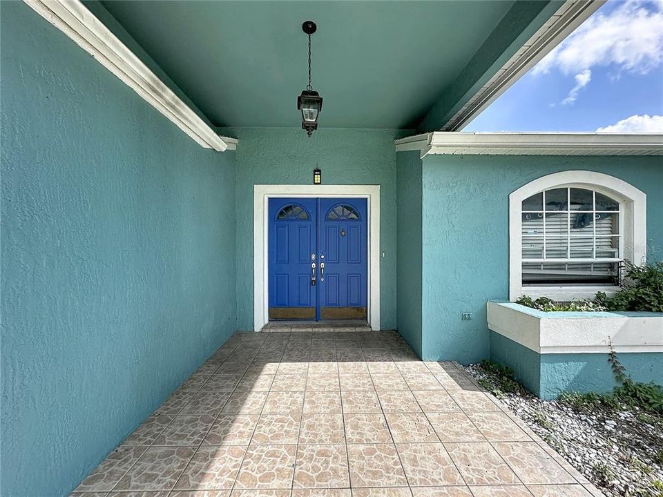 For Sale: $320,000 (4 beds, 2 baths, 1776 Square Feet)