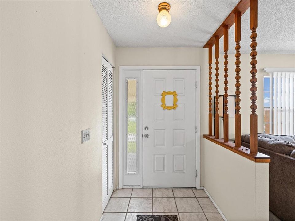 For Sale: $217,900 (2 beds, 2 baths, 942 Square Feet)