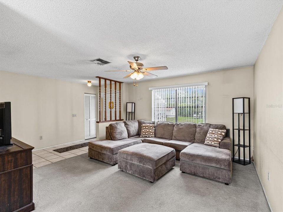 For Sale: $217,900 (2 beds, 2 baths, 942 Square Feet)