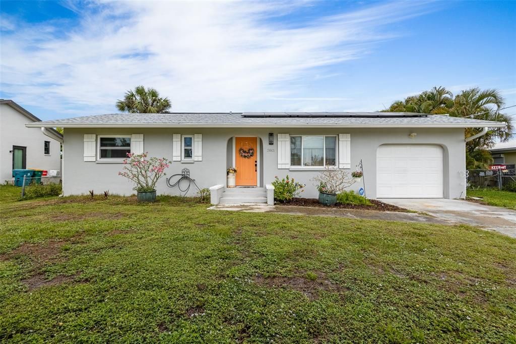 For Sale: $379,900 (2 beds, 2 baths, 1004 Square Feet)