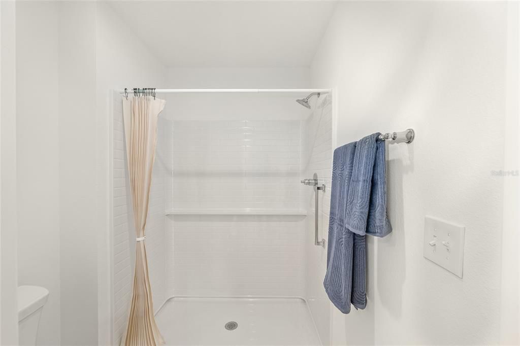 For Sale: $369,900 (3 beds, 2 baths, 1505 Square Feet)