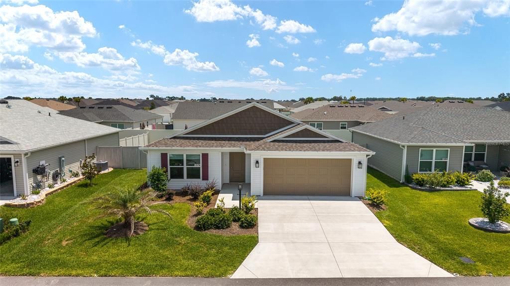 For Sale: $369,900 (3 beds, 2 baths, 1505 Square Feet)