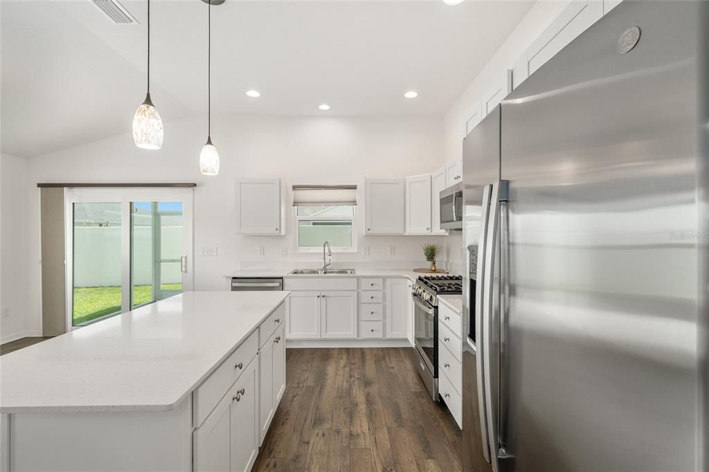 For Sale: $369,900 (3 beds, 2 baths, 1505 Square Feet)