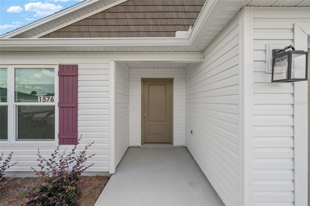 For Sale: $369,900 (3 beds, 2 baths, 1505 Square Feet)