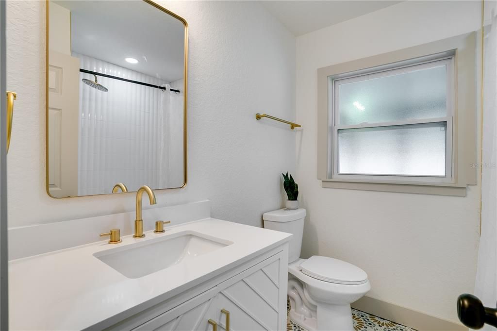 For Sale: $499,000 (3 beds, 3 baths, 1290 Square Feet)