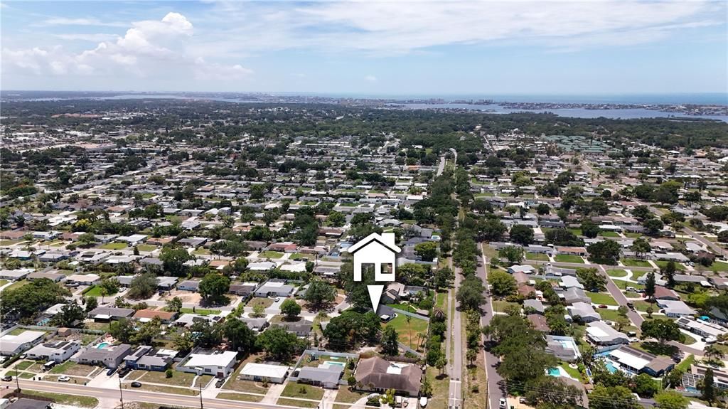 For Sale: $499,000 (3 beds, 3 baths, 1290 Square Feet)