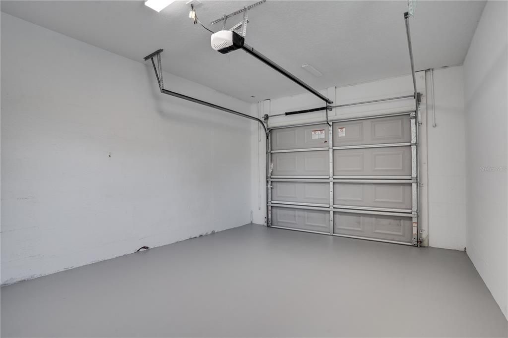 For Sale: $499,000 (3 beds, 3 baths, 1290 Square Feet)