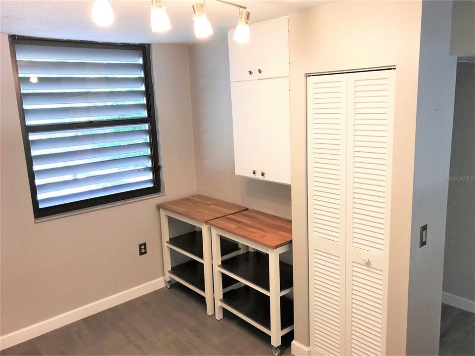 For Rent: $2,000 (2 beds, 2 baths, 1304 Square Feet)