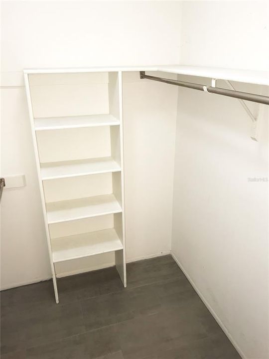 For Rent: $2,000 (2 beds, 2 baths, 1304 Square Feet)
