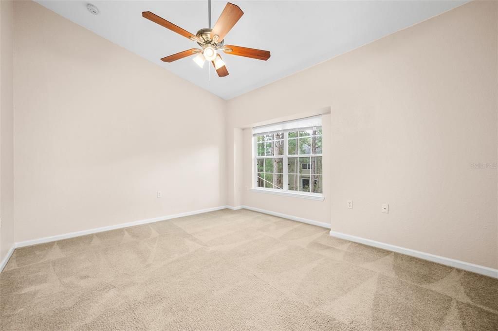 For Sale: $199,000 (2 beds, 2 baths, 1275 Square Feet)