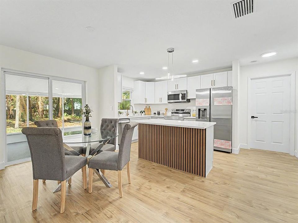 Active With Contract: $419,900 (3 beds, 2 baths, 1197 Square Feet)