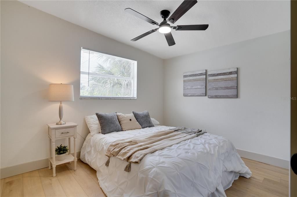 Active With Contract: $349,000 (3 beds, 2 baths, 1000 Square Feet)