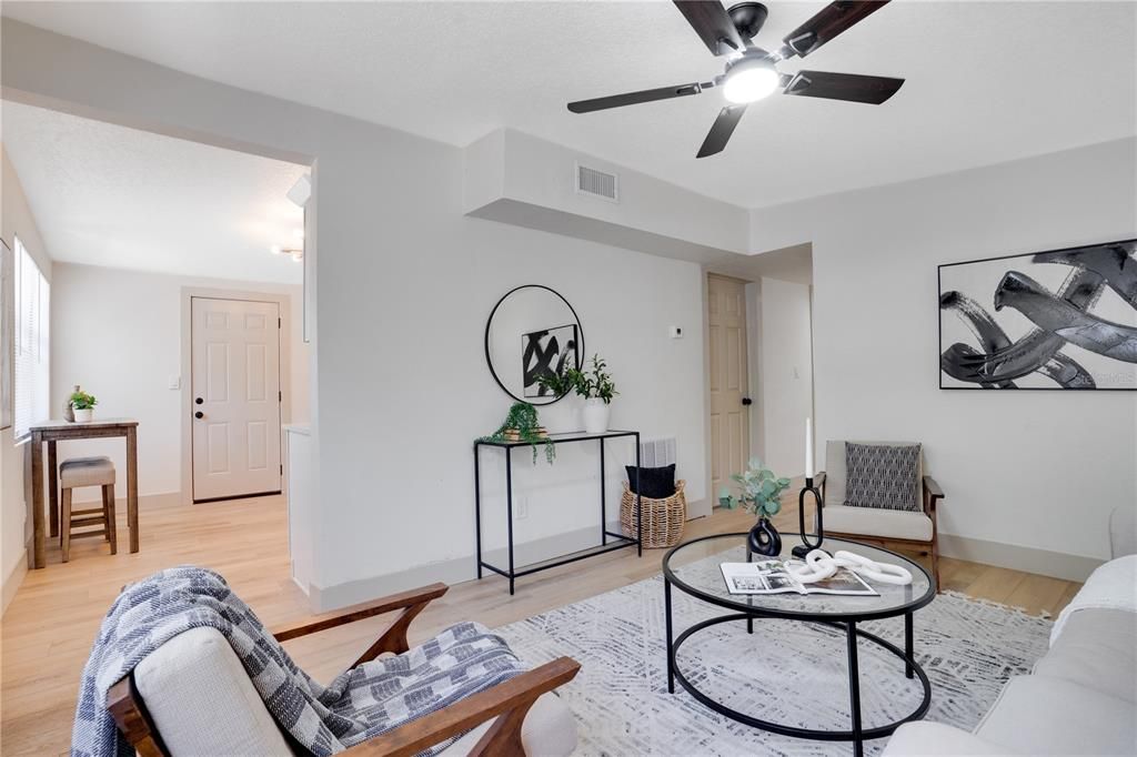 Active With Contract: $349,000 (3 beds, 2 baths, 1000 Square Feet)
