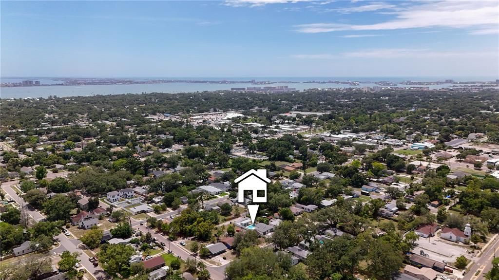 Active With Contract: $349,000 (3 beds, 2 baths, 1000 Square Feet)