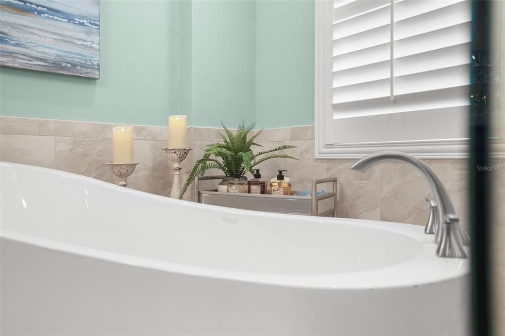 For Sale: $1,198,000 (4 beds, 4 baths, 3168 Square Feet)