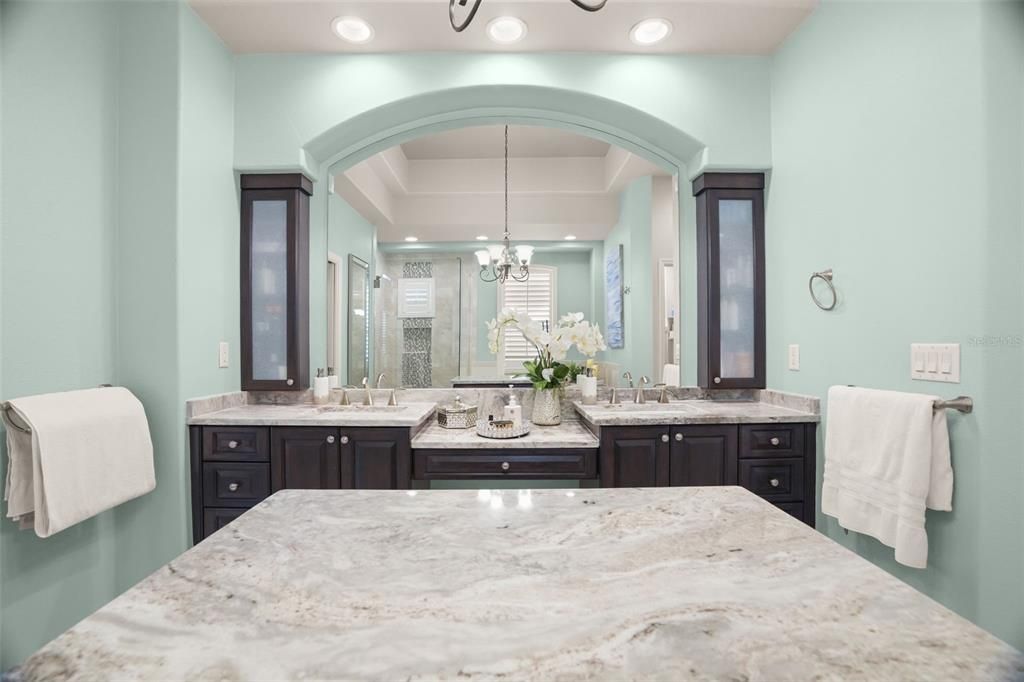 For Sale: $1,198,000 (4 beds, 4 baths, 3168 Square Feet)