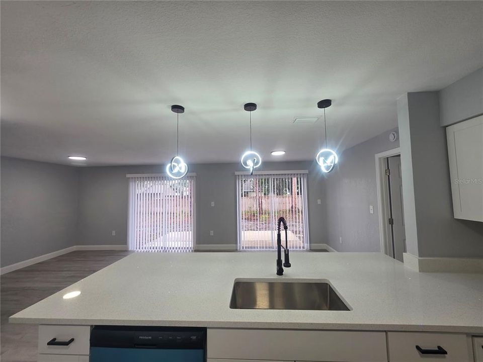 For Sale: $299,000 (3 beds, 2 baths, 1120 Square Feet)