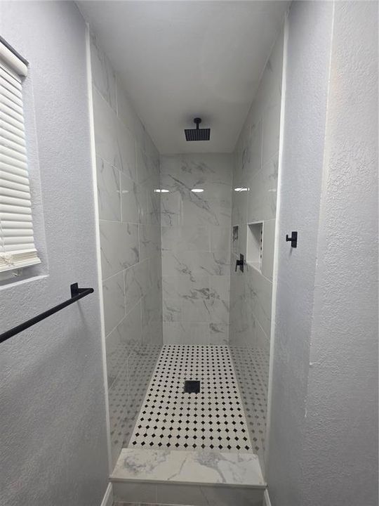 For Sale: $299,000 (3 beds, 2 baths, 1120 Square Feet)
