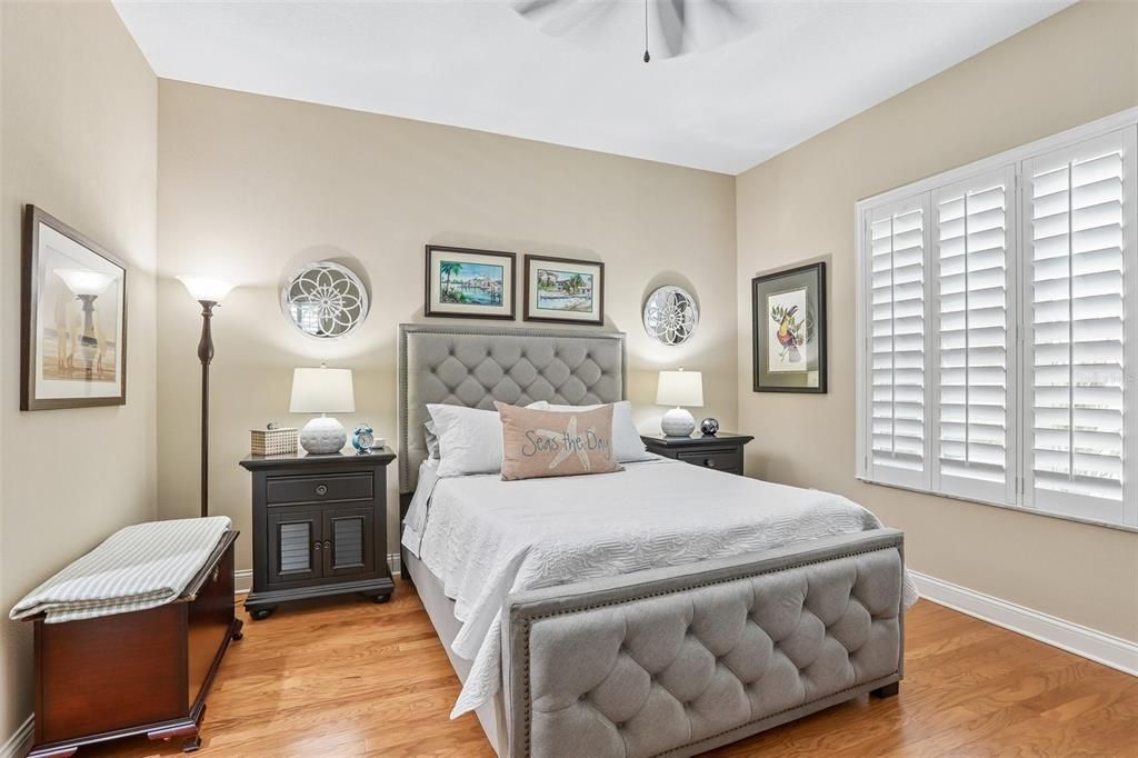 For Sale: $399,900 (2 beds, 2 baths, 1629 Square Feet)