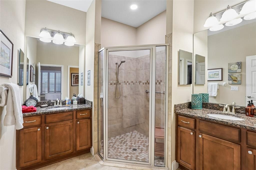 For Sale: $399,900 (2 beds, 2 baths, 1629 Square Feet)