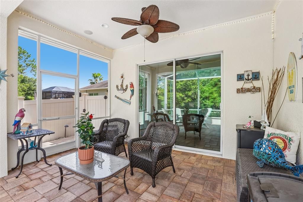 For Sale: $399,900 (2 beds, 2 baths, 1629 Square Feet)