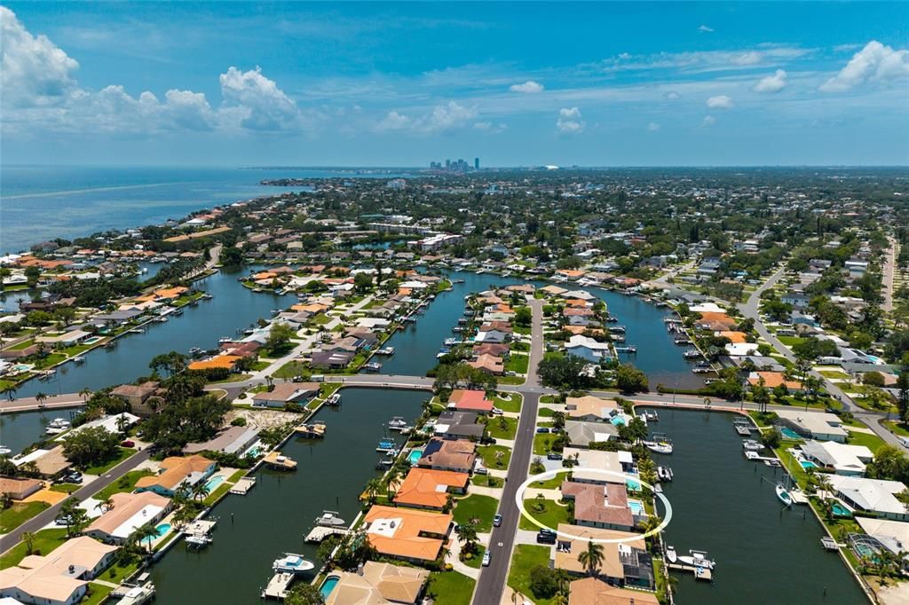 For Sale: $1,489,000 (4 beds, 3 baths, 2414 Square Feet)