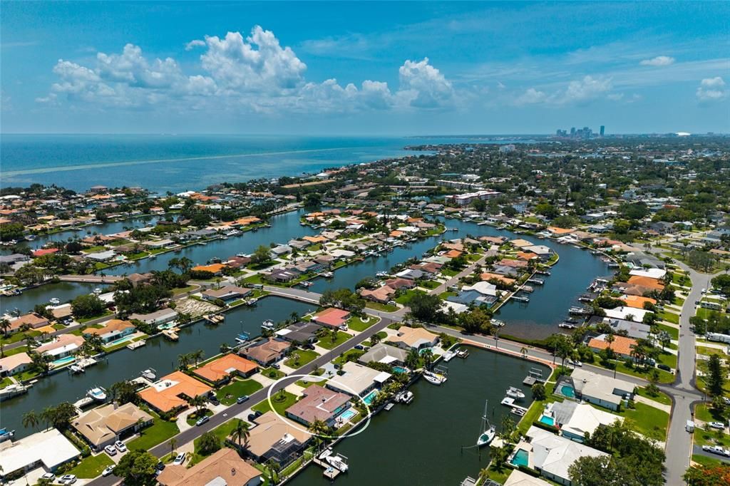 For Sale: $1,489,000 (4 beds, 3 baths, 2414 Square Feet)